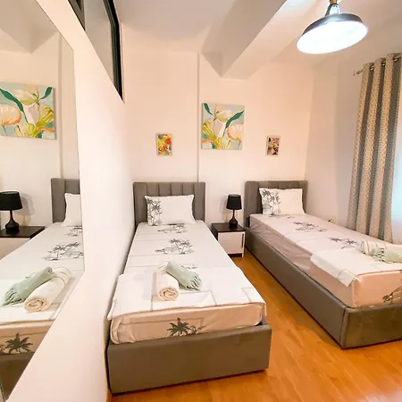 Views - Comfy&spacious Apartamento
